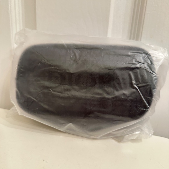 DIOR Black Mesh Makeup Bag Cosmetic Pouch VIP Gift - Picture 5 of 5